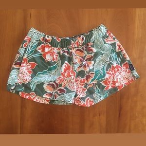 Patagonia barely baggies